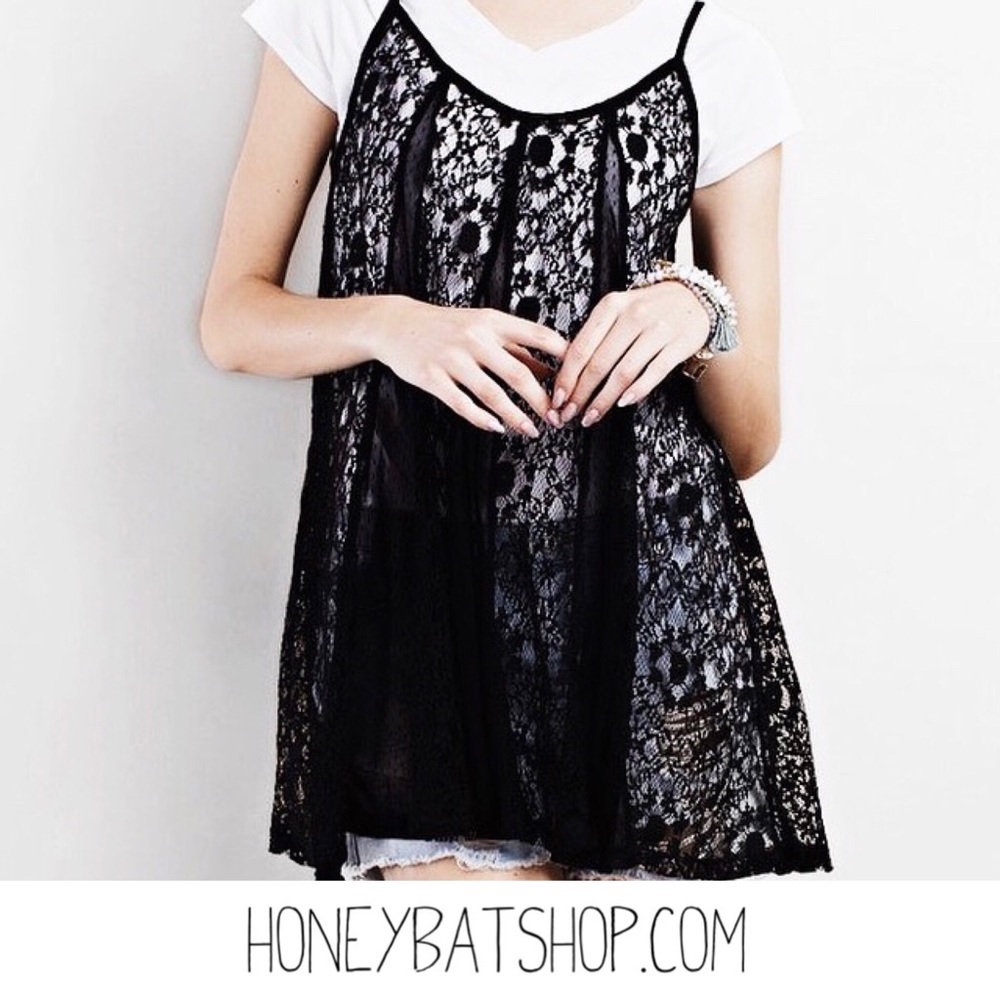 Floral lace sheer tunic