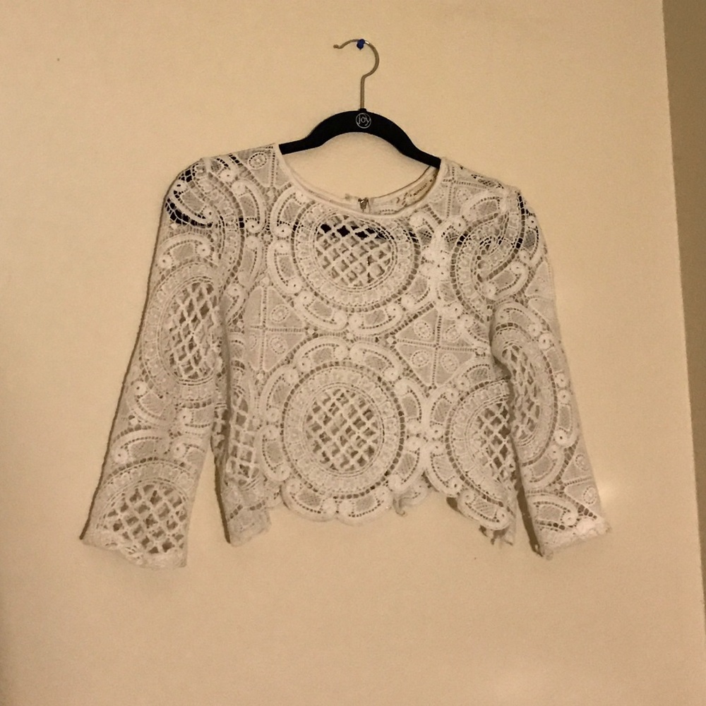 White cut out top