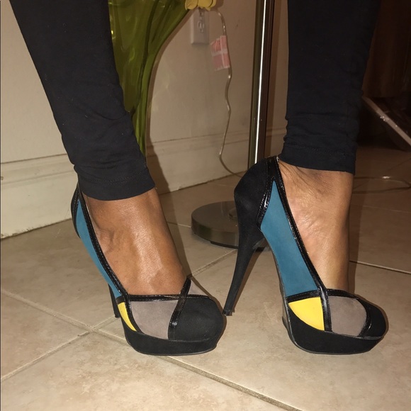 Color-Block Heels - Picture 3 of 5