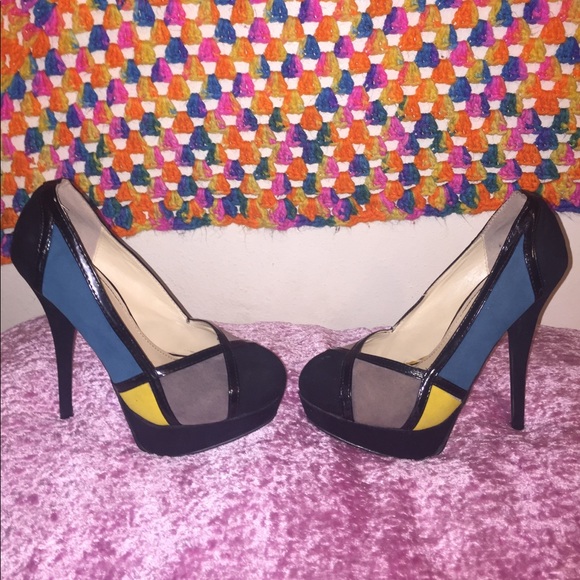 Color-Block Heels - Picture 5 of 5