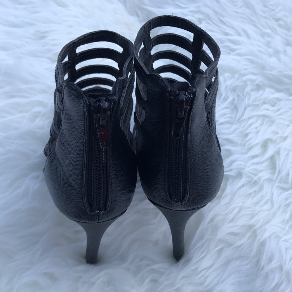 ⚡️Sale⚡️Black Cage Stiletto Booties - Picture 5 of 8