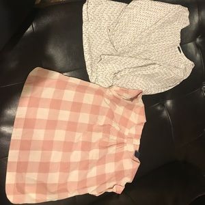 Set of two gap shirts