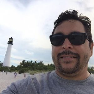 Meet your Posher, Diego