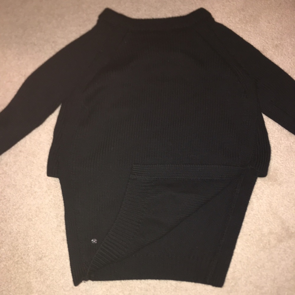 Lululemon Yin to you sweater!!