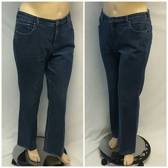 GIFTED IN A BUNDLE! ** SOLD ** - Picture 2 of 8