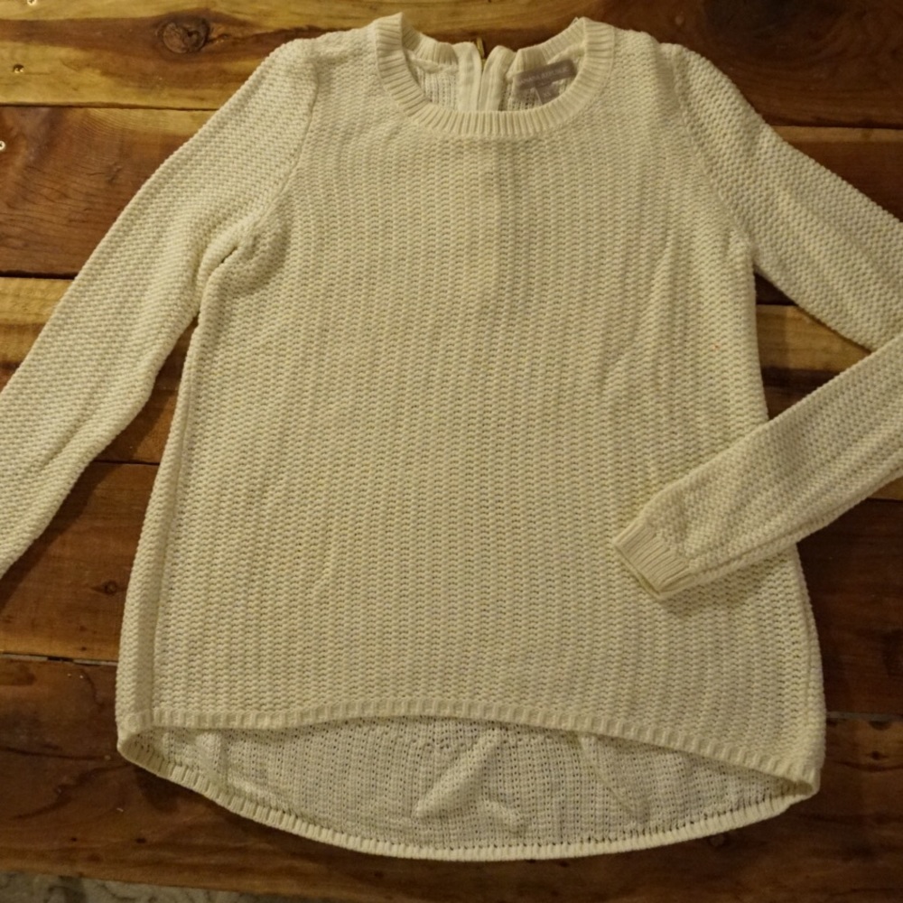 BANANA REPUBLIC sweater!!!