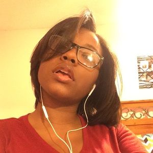 Meet your Posher, Eriana