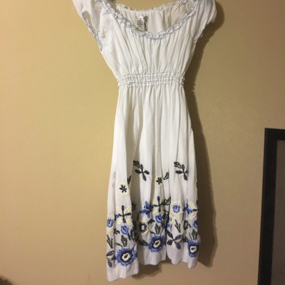 Sophie Max Embroidered Peasant Dress