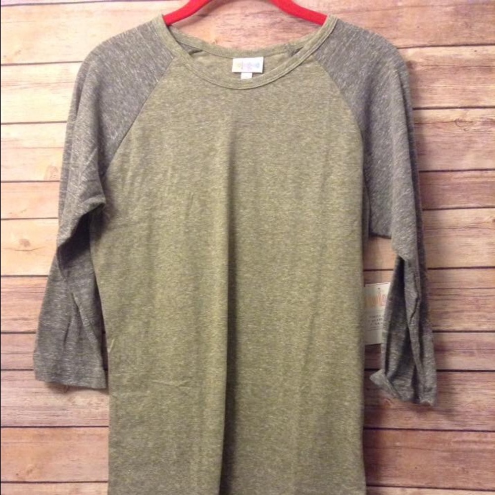 LuLaRoe Randy T Size Small