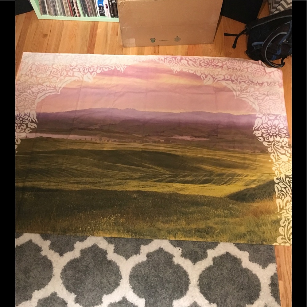 URBAN OUTFITTERS PASTEL SUN SET MEADOW TAPESTRY 💕