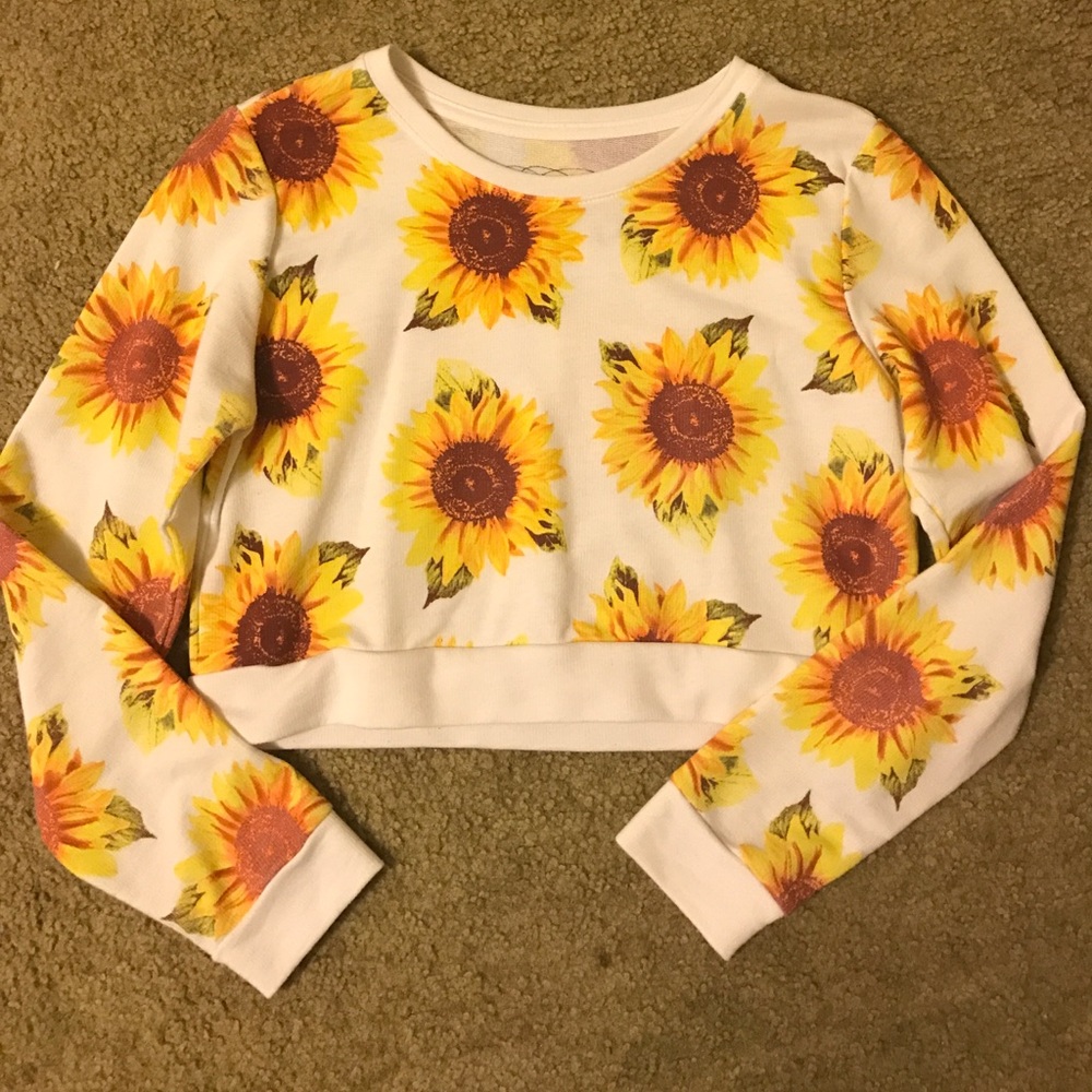 Cropped sunflower long sleeve