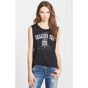 MALIBU NATIVE graphic cut-off crop top!