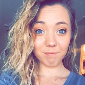 Meet your Posher, Court