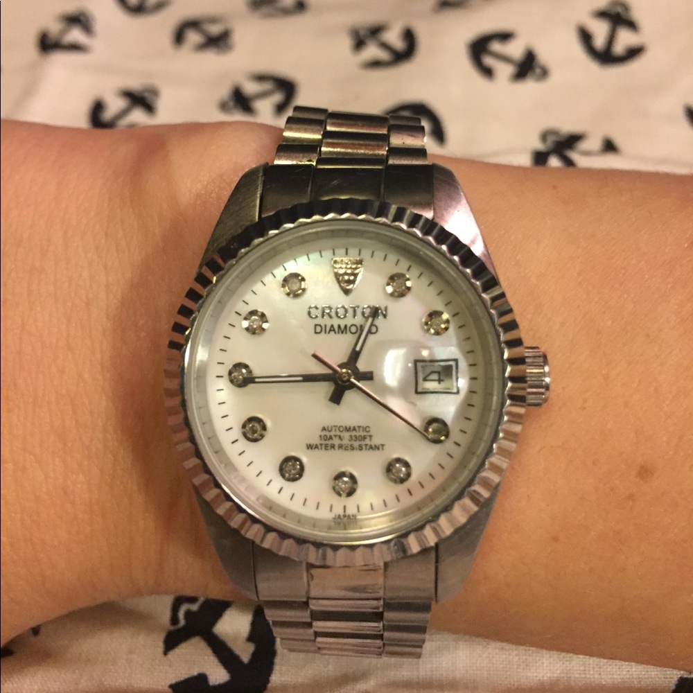 Stunning Croton Diamond woman's watch 💎