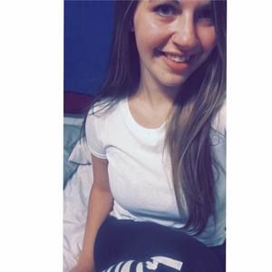 Meet your Posher, Katelyn