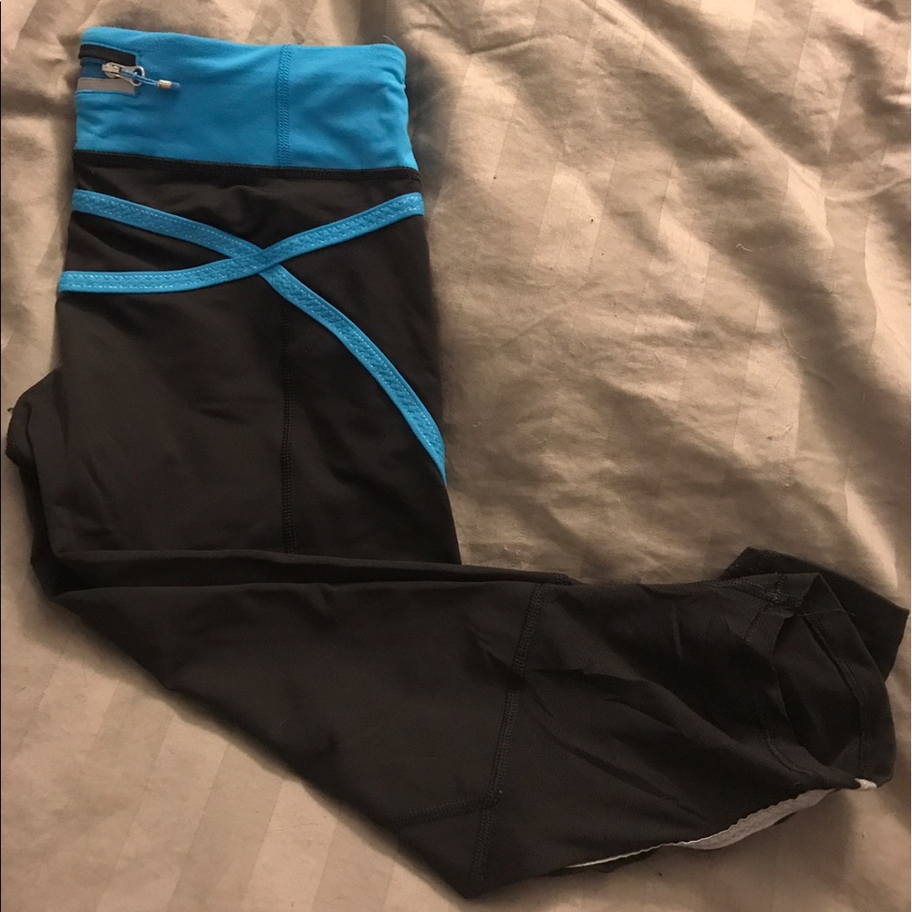 Lululemon pace crop!