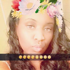 Meet your Posher, Ayonna