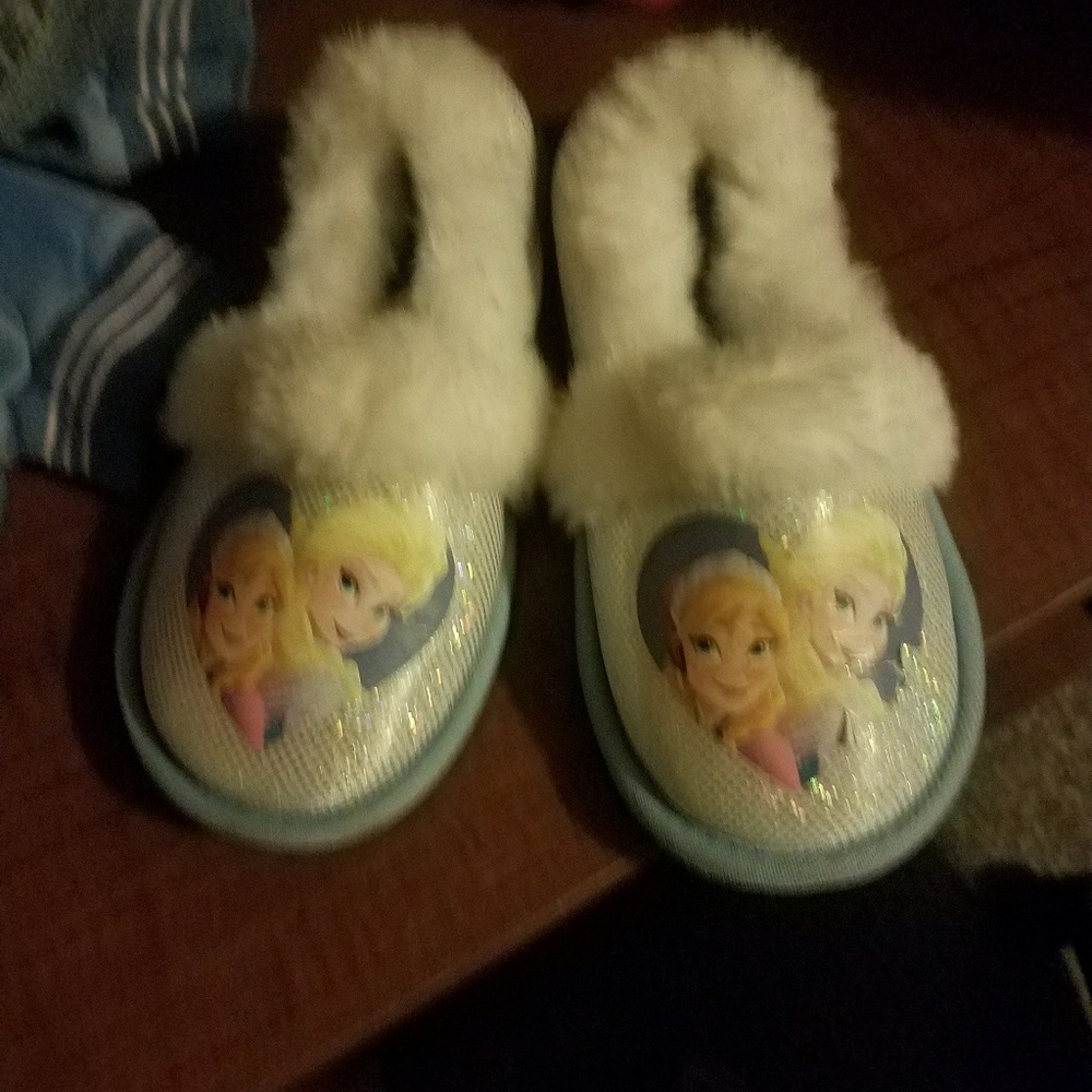 Toddler frozen slippers