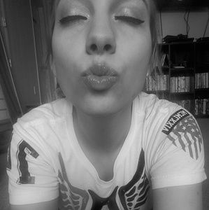 Meet your Posher, Britt