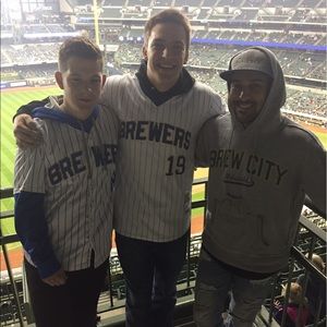 Meet your Posher, Dylan