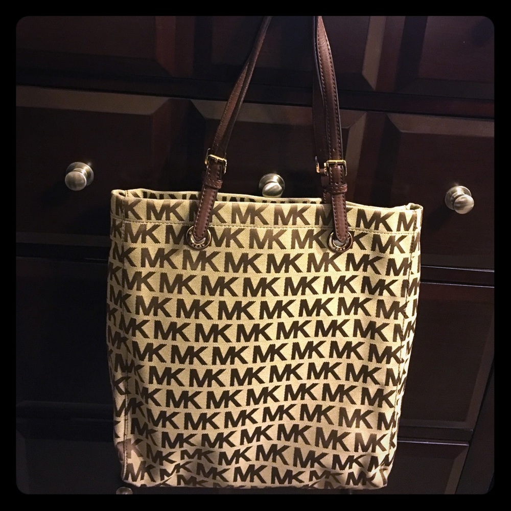 New Michael Kors Tote