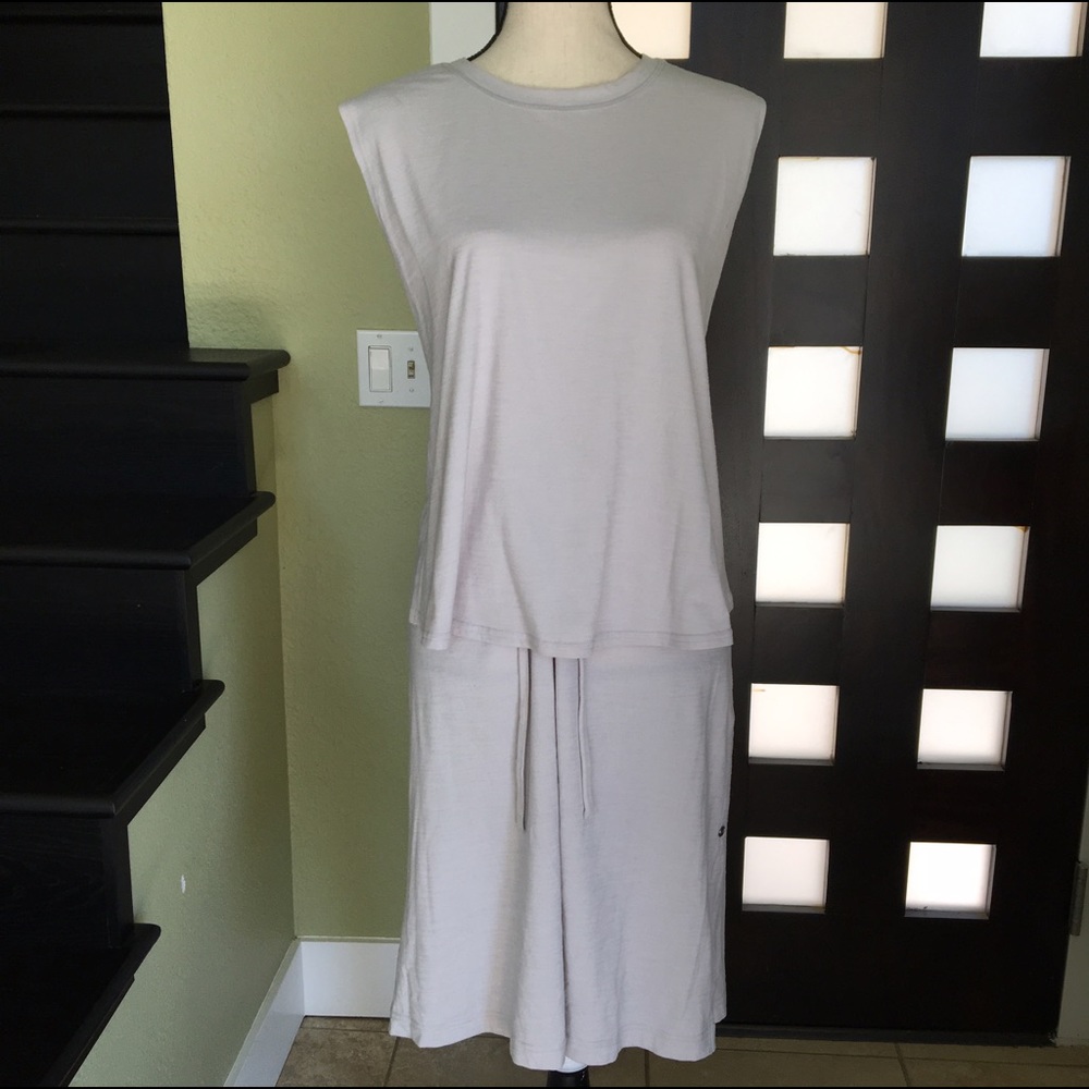 SOLD Lululemon Layer Up Dress Heathered Gray 8