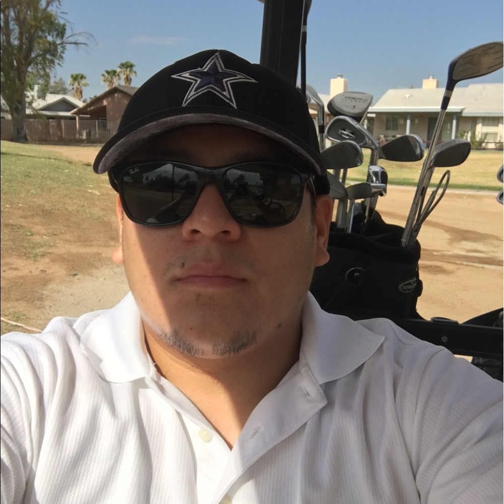 Meet your Posher, Luis