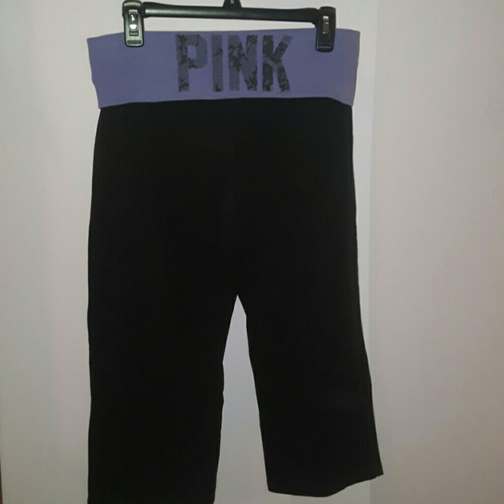 PINK cropped yoga pants