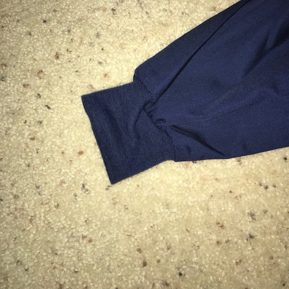 Long Sleeve Scrub Top - Picture 5 of 5