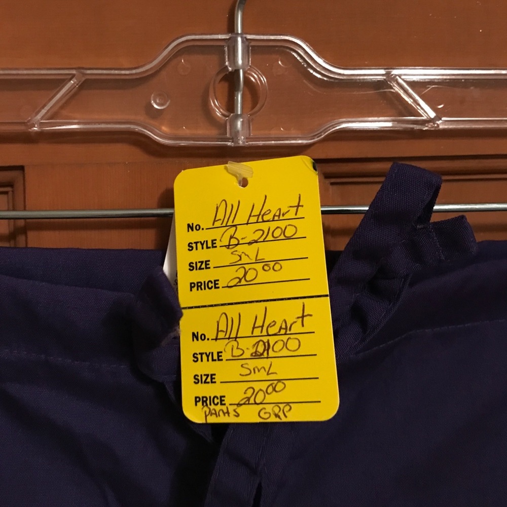 Cute Scrub Pants - Picture 2 of 3