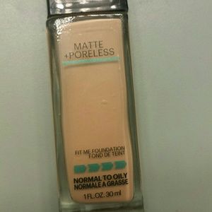 (FIVE) Maybelline FIT Me! Classic Ivory