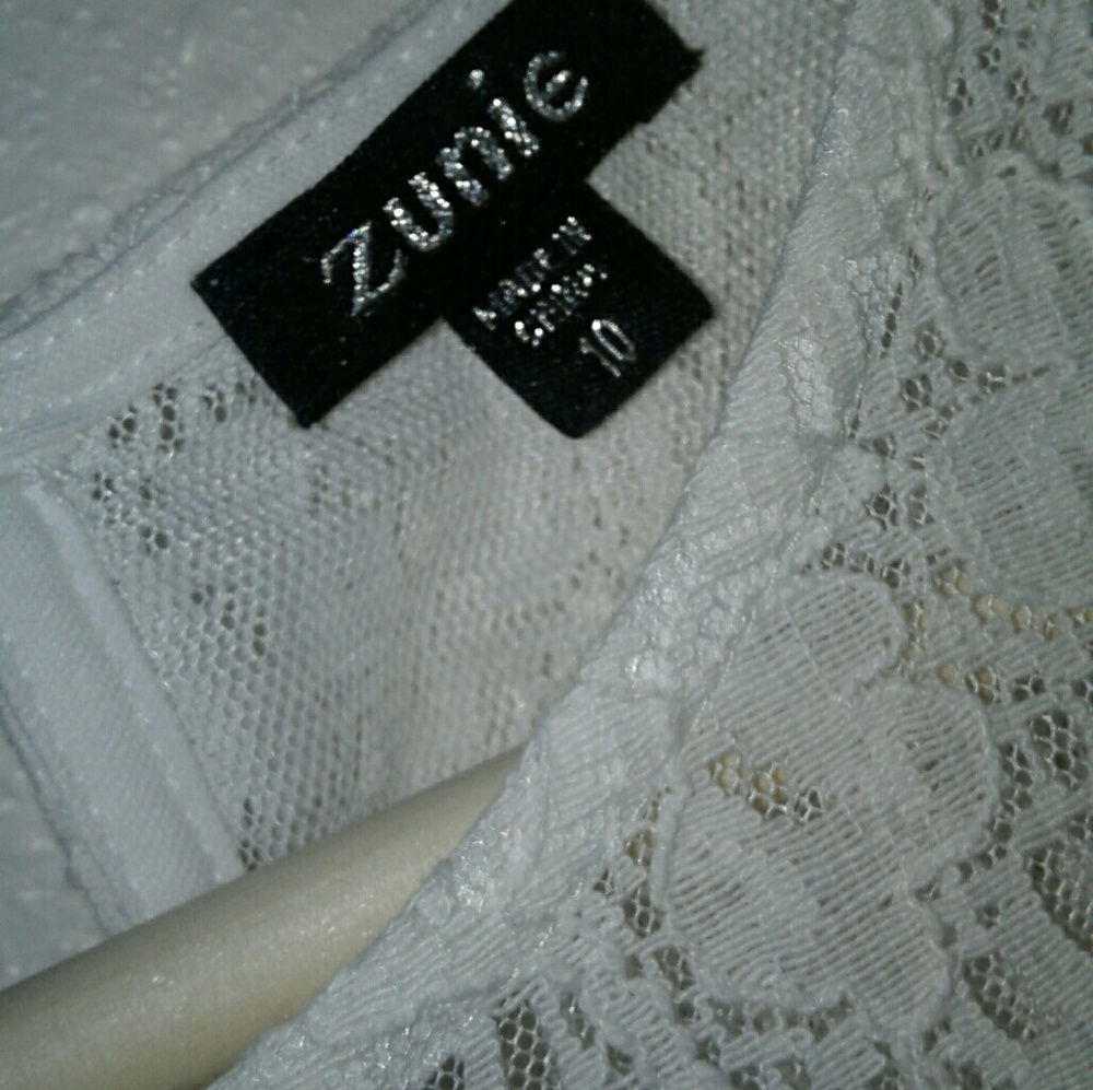 Zuni sleeveless blouse - Picture 1 of 2