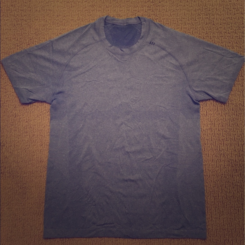 Lululemon athletica workout shirt