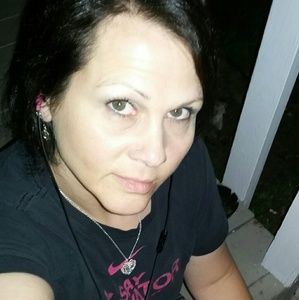 Meet your Posher, Tonya