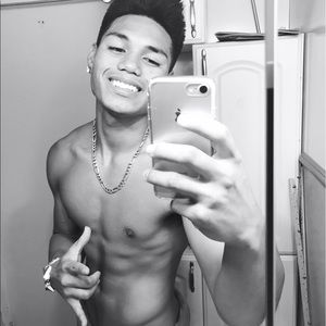 Meet your Posher, Cyrus