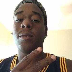 Meet your Posher, Kenneth