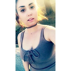 Meet your Posher, Monique