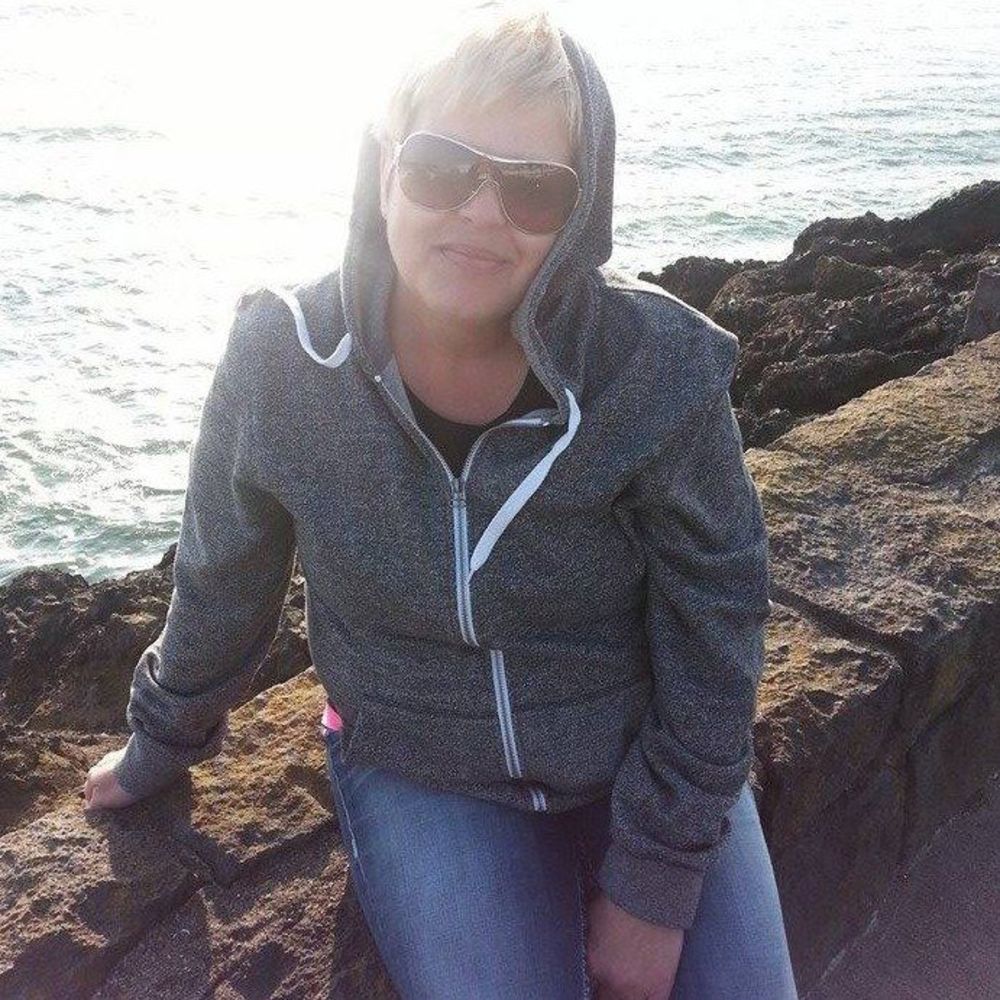 Meet your Posher, Pam