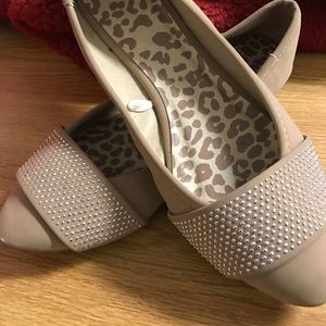 Nude Flats Size 7