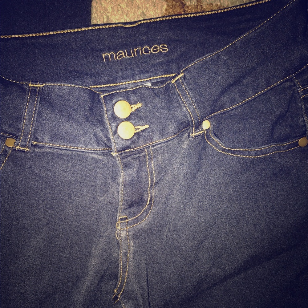 Maurices jeans