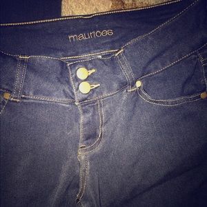 Maurices jeans