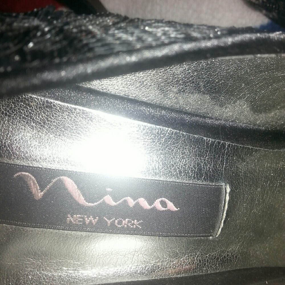 Heels - Picture 4 of 4