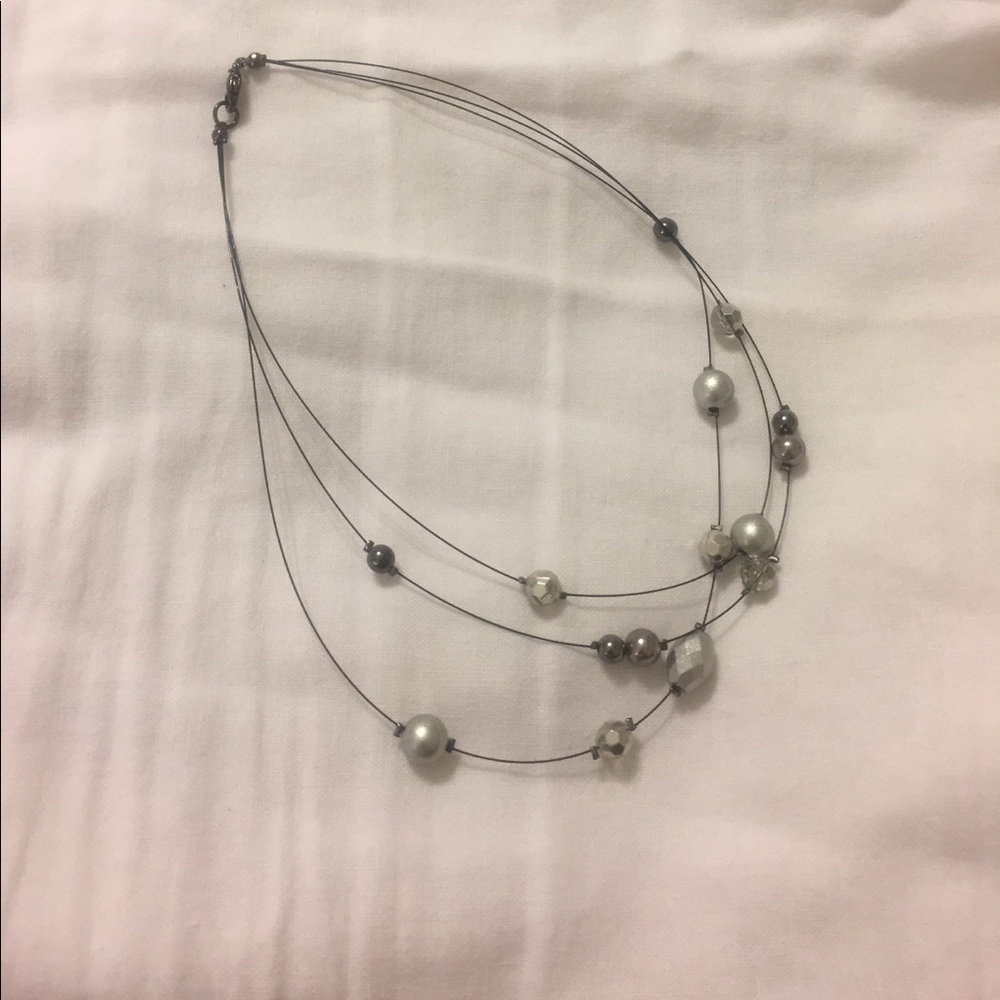 Silver and pearl layered necklace