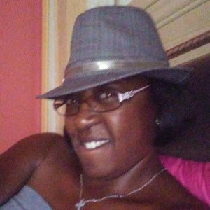 Meet your Posher, Monique