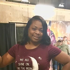 Meet your Posher, Tina