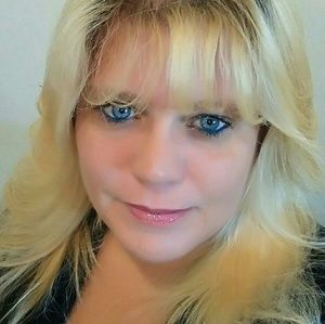 Meet your Posher, Sonya