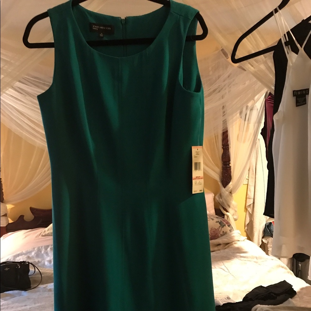 Sheath dress
