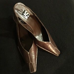 VS SHOES