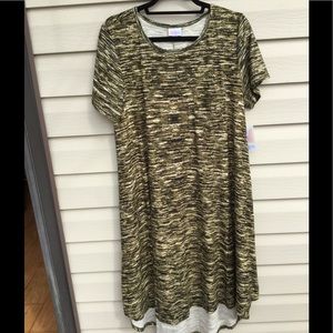 LuLaRoe Carly NWT Large, Legging Material