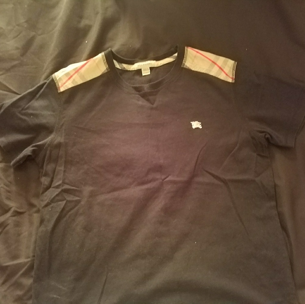 Burberry boys tee